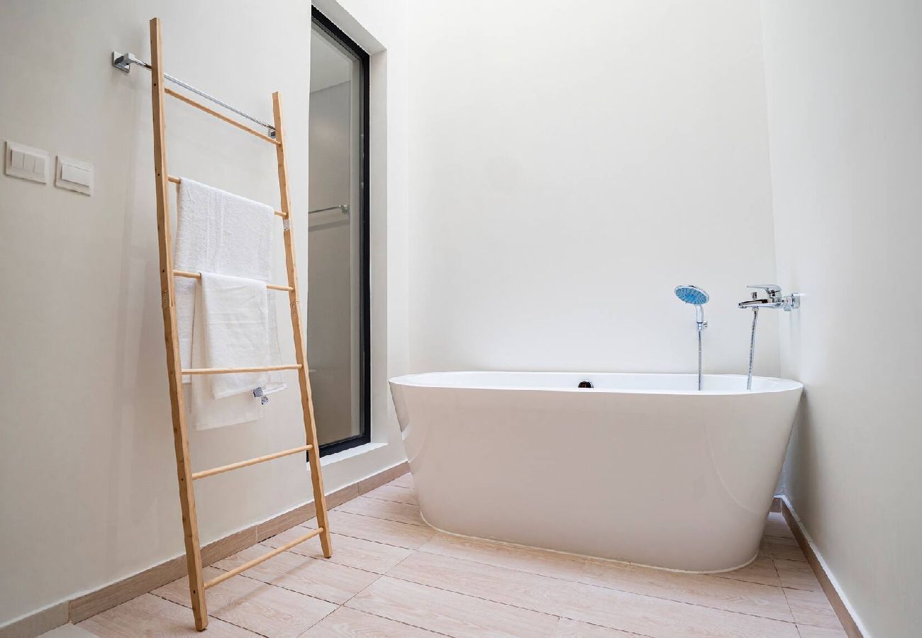 House in Riad - Alnarjis R136