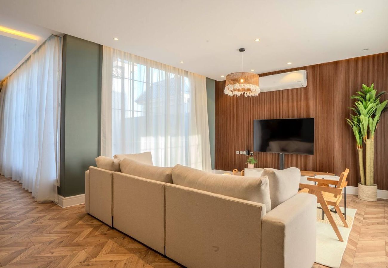Apartment in Riad - Almlqa R228