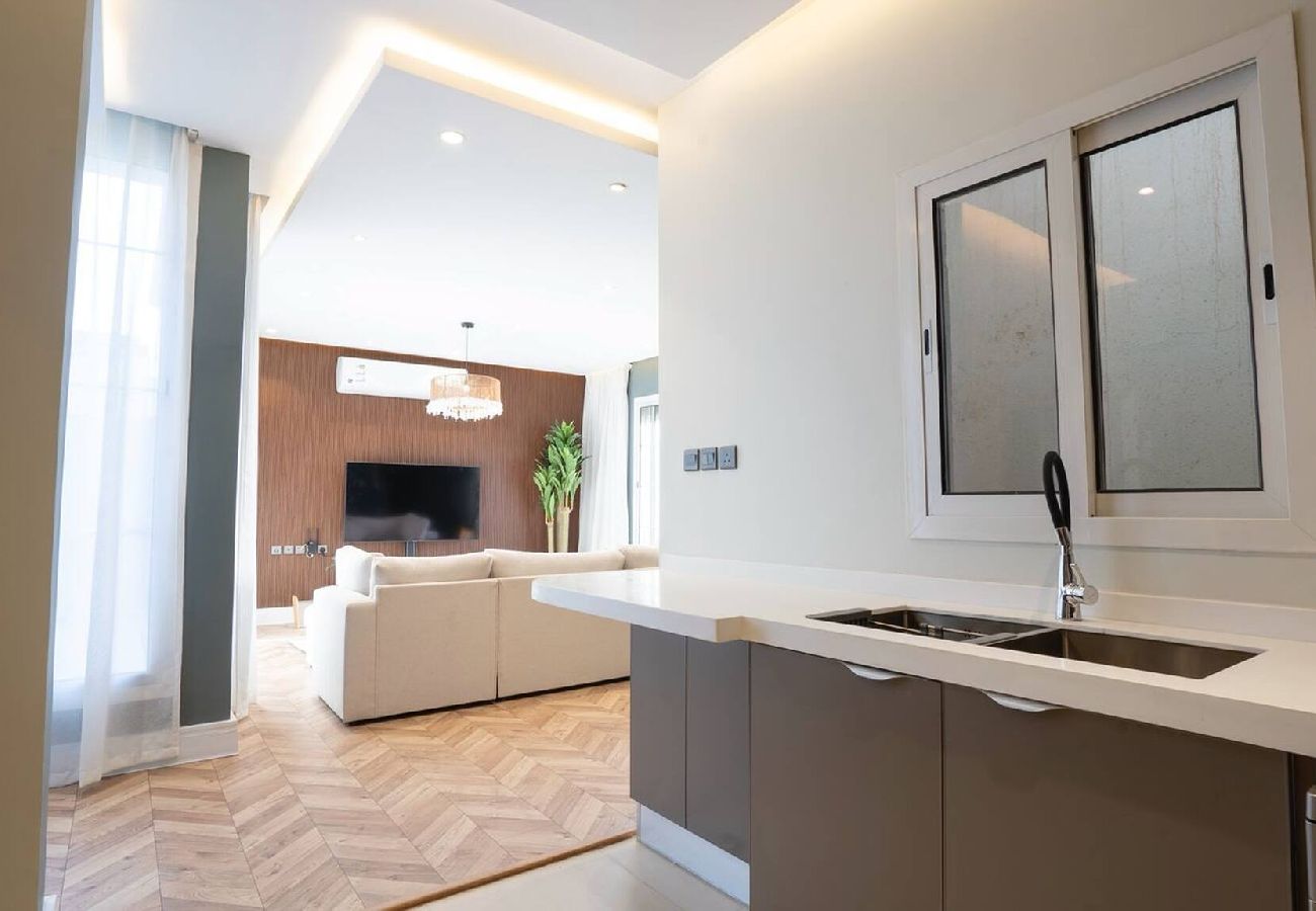 Apartment in Riad - Almlqa R228