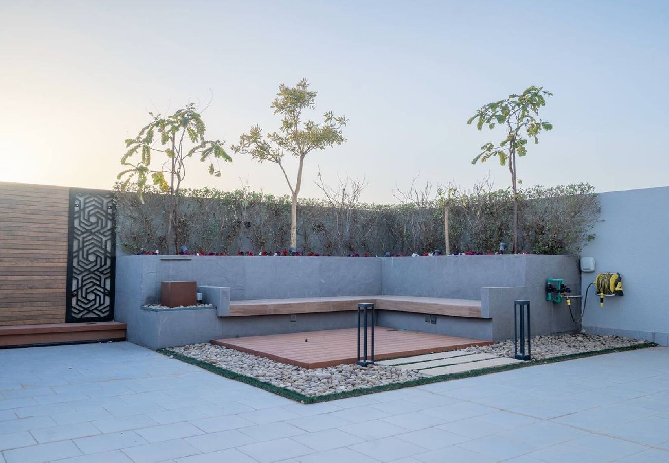 Apartment in Riad - Almlqa R228