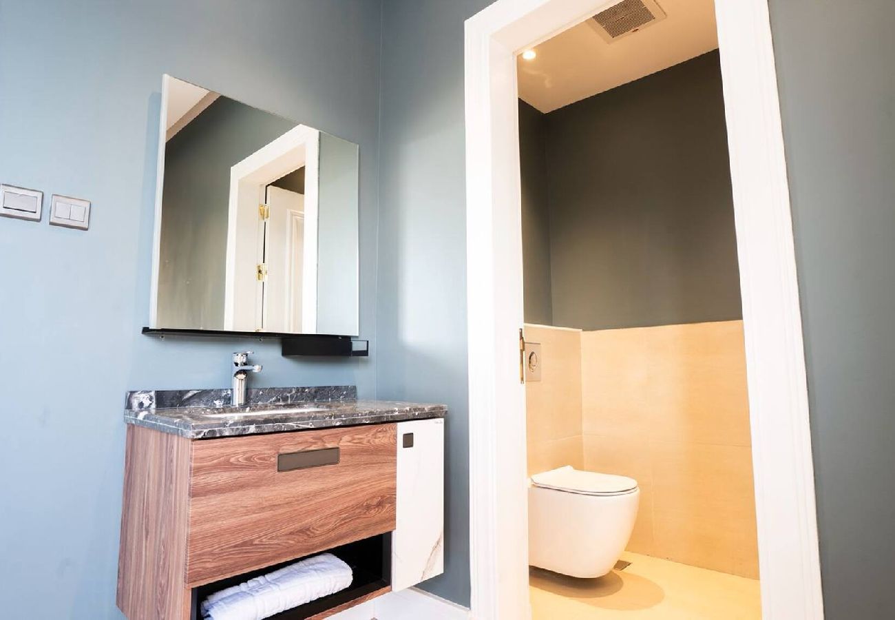 Apartment in Riad - Almlqa R228