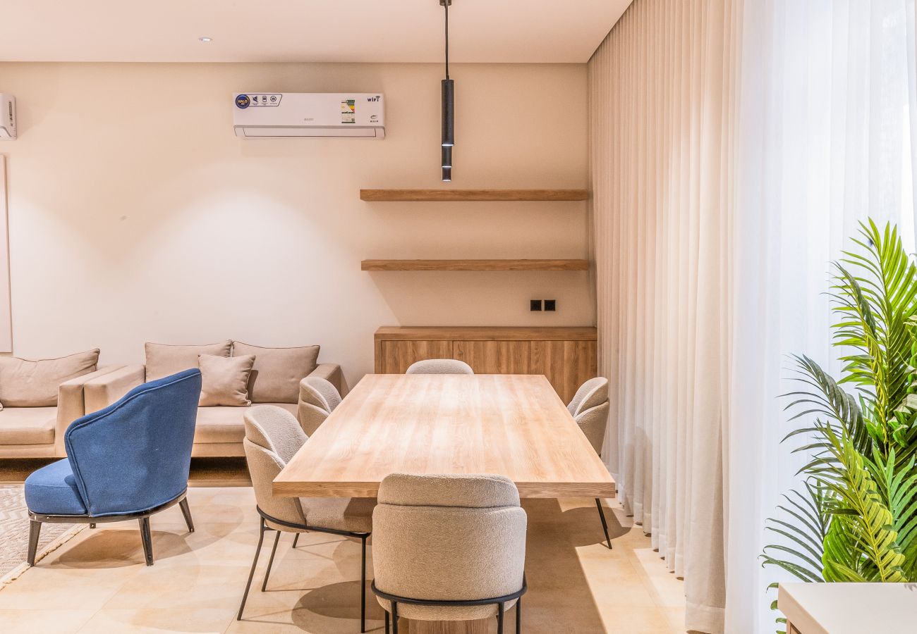  Luxury 3BR Apartment with Self Check-in - Riyadh -An Narjis - dining area