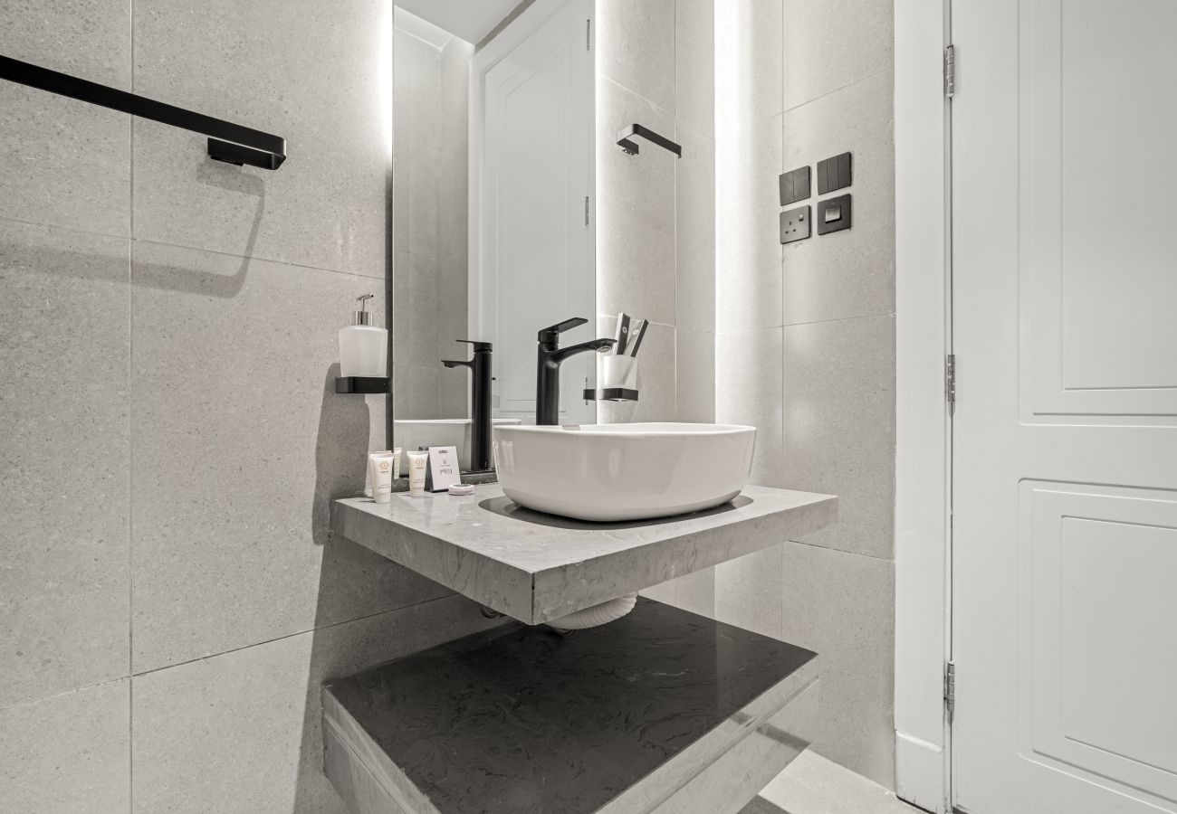 Apartment in Riad - حي المحمدية- الرياض|  Almohmdih Area NZL266