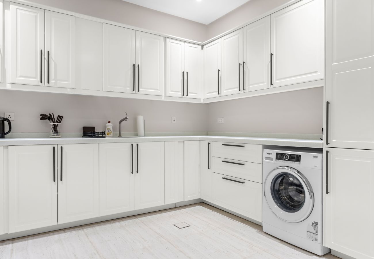 Apartment in Riad - الملك سلمان| King Salman R277