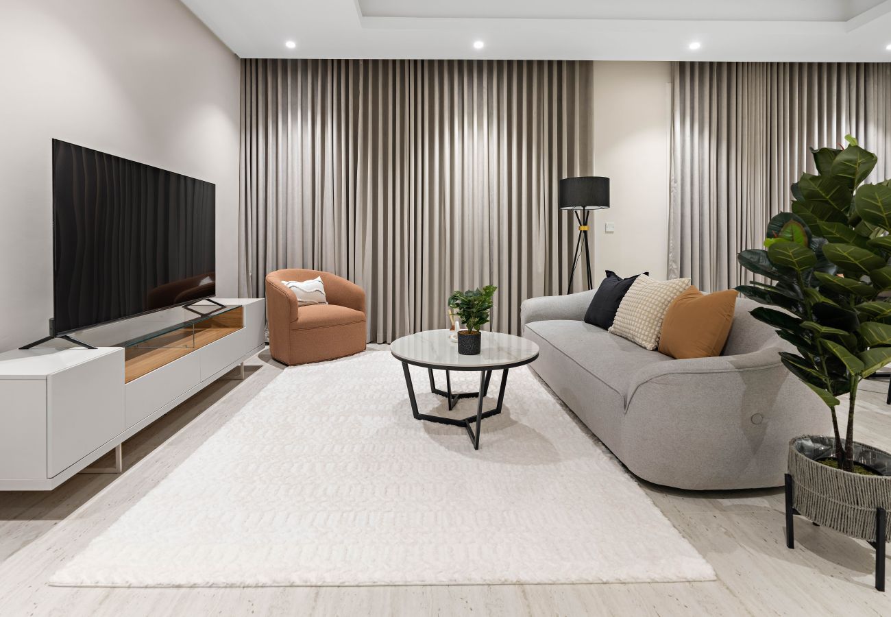 Apartment in Riad - الملك سلمان| King Salman R277