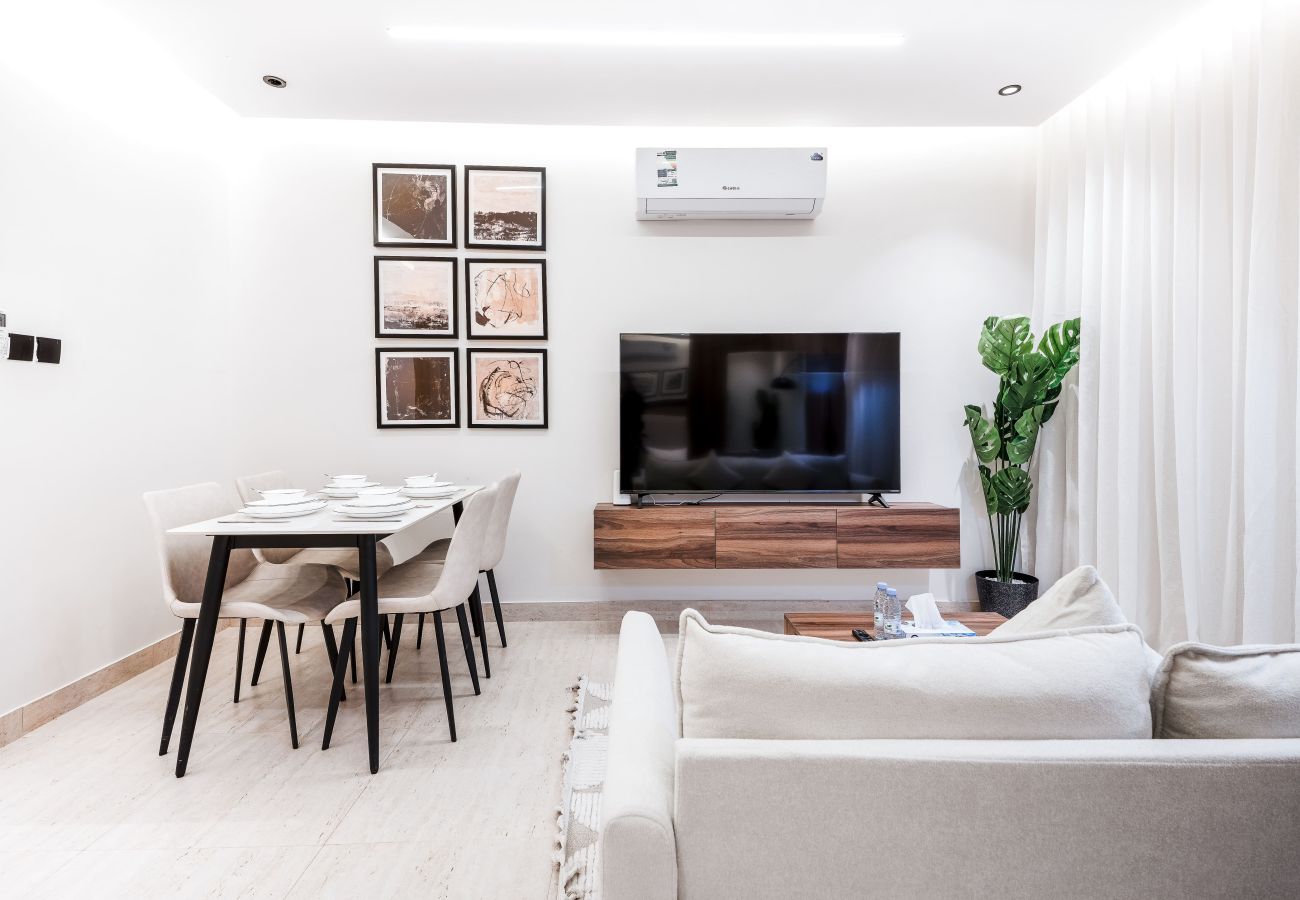 Apartment in Riad - Al Sulimaniyah R287