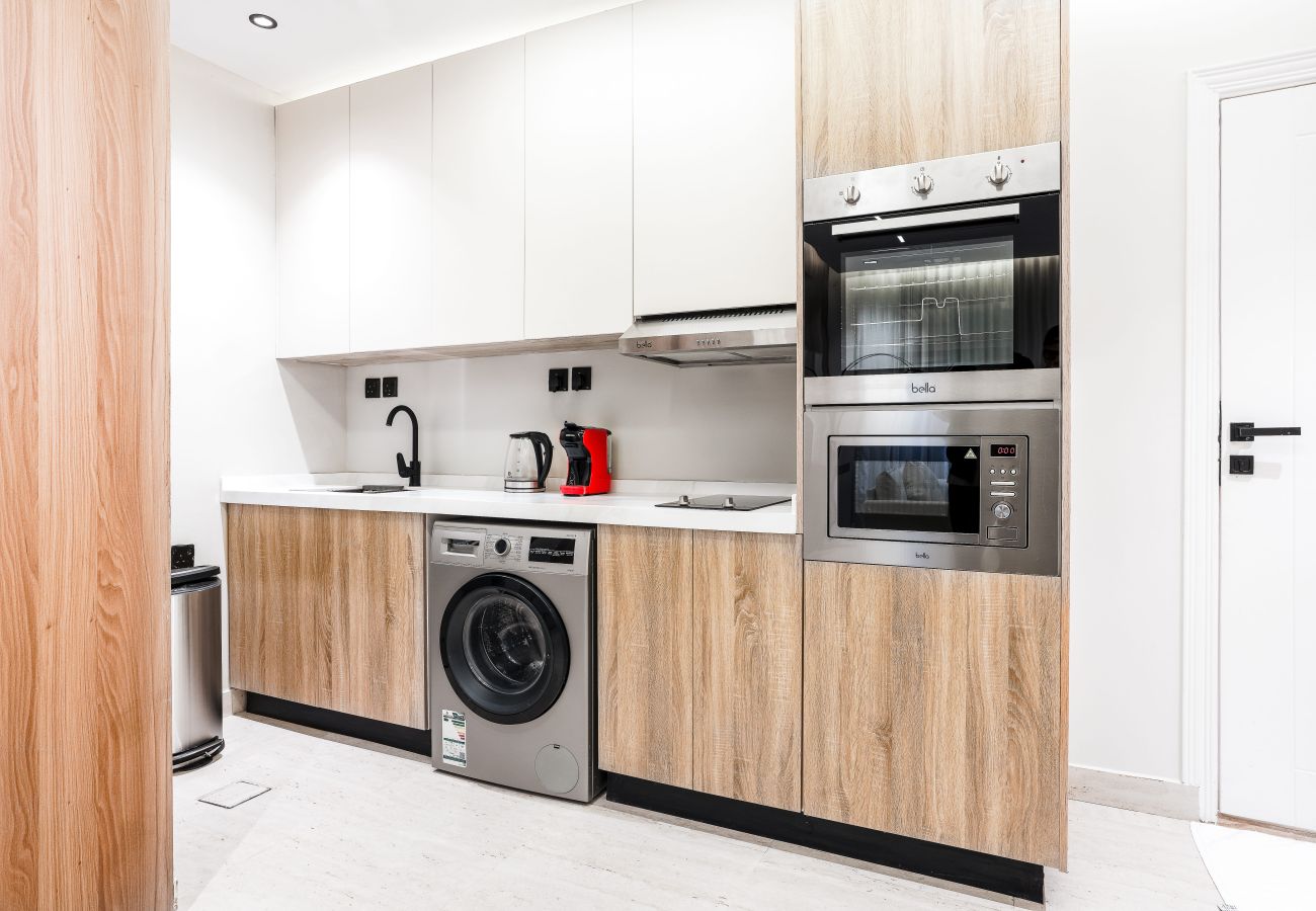 Apartment in Riad - Al Sulimaniyah R287